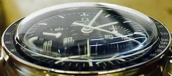 По-моему, головка очень похожа. И стекло, если присмотреться, достаточно выпуклое.