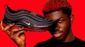 Эка невидаль.
<<Lil Nas X выпустил «сатанинские» кроссовки Nike с человеческой кровью в подошве. В Nike от них открестились>>