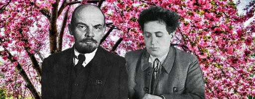 Мож фуфло, читал, что при вскрытии Крупской обнаружилось, что она девственна.
Вова был первый гей в СССР. Жил в одном шалаше с Зиновьевым.