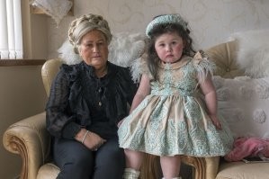 Если я не ошибаюсь, это тоже цыгане. Только ирландские. Поправьте меня, если не права.
Очень интересное сообщество. Вроде бело-рыжие, но цыгане. Что не очень привычно нашему глазу.