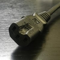 Надпись хорошая на кабеле. Прям чей-то девиз.