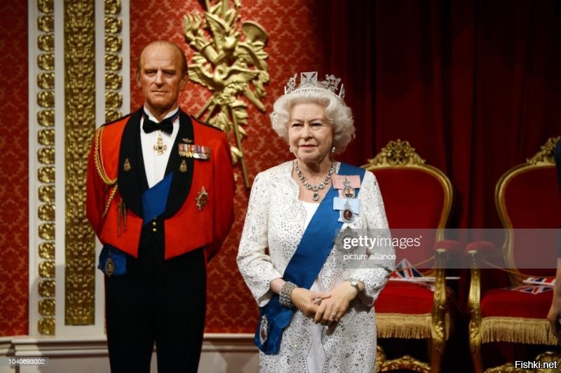 Немножко нормальных фигур из музея мадам Тюссо