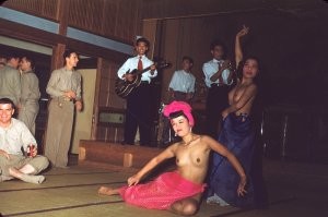 Сказано же, сиськи на фото.