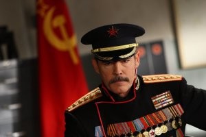 Гораздо забавней смотрятся ляпы с формой в голивудских фильмах :