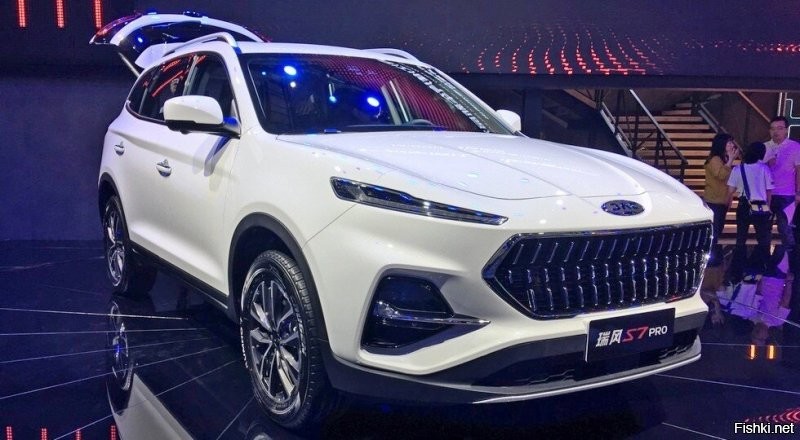 Это китайский автомобиль JAC S7!