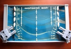 у моего друга такой был, игрались с ним периодически.

но это все лажа, потому что у другого моего знакомого была вообще отпадная вещь. почти как игровой автомат, только бесплатно и не на время