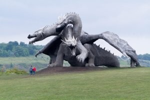 У нас в России тоже есть, на что посмотреть - вот, например, Кудыкина Гора, неподалеку от г. Елец