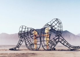 Красивые инсталляции на Burning Man.