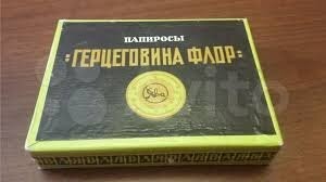 Вполне вероятно что упаковка «flip-top» просто выполняла функцию одноразового портсигара, и была более удобной в обращении чем коробки, на которых марка демонстрировалась бы лучше и солиднее. Ну и вообще, модерн))