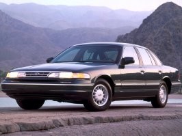 Только это совсем не жигуль!!!
Это Ford Crown Victoria
