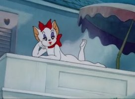 Рискованный прыжок кота с крыши