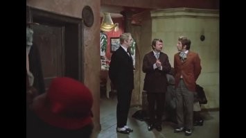 Кажется, мы стали забывать, как не должны выглядеть балконы