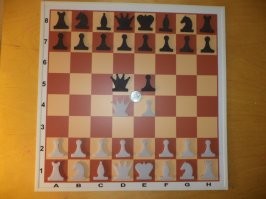 А чем классические настенные шахматы не угодили?