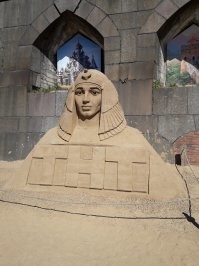 А чем хуже эти?Питер,Петропавловская крепость,2018 год.