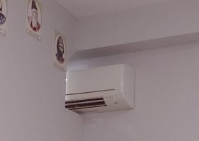 У нас таких много в квартирах делают. Ничего не обычного.