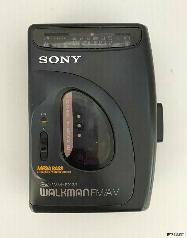 Повезло. У меня в 1995 был  Sony за 75$. Хорошие наушники и звук были. Но через полгода моторчик перестал тянуть с достаточным усилием.