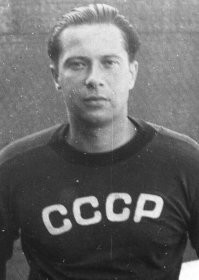 Опасный момент, удар, гол. х@&, штанга!