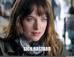 Британка раскрашивает дома в разные цвета, преображая унылые здания