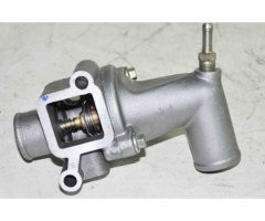 Собственно, следовало уж приложить фото термостата от Ситроена, а не его корпуса. Поскольку корпус Волговского термостата выглядит так.