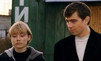 Вот вписался бы Сухоруков, например, в роль Сейфуллина, однозначно, но... у зрителя реально сложилось бы мнение, что "ой, Брат-3!" Типа, один брат "поднялся", другой опустился.