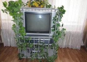 Вот что нашёл:
"В одной из квартир сдаваемых посуточно в Москве обнаружен реликт прямиком из 90-х."