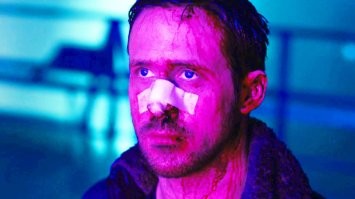 ну это какая то отсылка к фильме "бегущий по лезвию 2049", он типа думает "вдуть ей или это репликант?.."
