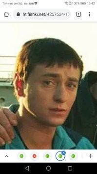 Это криминальный авторитет?
Ты гонишь чувак, у нас такие в дет сад ходят. Фильм я не смотрел, но с подбором актёров там явно лоханулись.