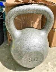 90 фунтов - 40.8 кг