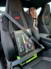 Там под буквой U дыра в коробке