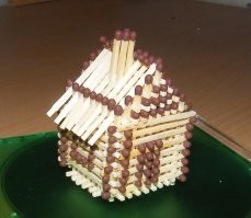 В целом как картинка, был у меня такой в детстве.