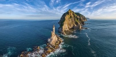 Самая южная точка Сахалин, маяк .