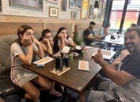 этот ресторан скидывает 10% с чека за выключенный мобильник