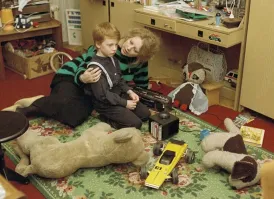 жёлтая "формула" была мечта всего двора, 25 рублей стоила в цуме вроде, радиоуправляемая..