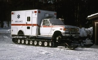 Надо было такие кареты скорой помощи использовать: