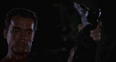 Надо как Шварц в фильме "Коммандо" 
- А что ты сделал с Салли?
- Я его отпустил!