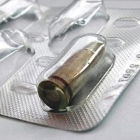 Больной ублюдок. Лечится бы надо...