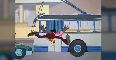 В Индии пойманный вор совершил экстремальную поездку снаружи поезда