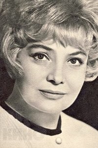 ну насчёт "самой красивой "блондинки " в СССР" я бы поспорил.. тем более крашеная