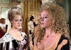 ну насчёт "самой красивой "блондинки " в СССР" я бы поспорил.. тем более крашеная