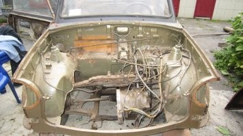 Да все просто, на Трабантах даже стояла.