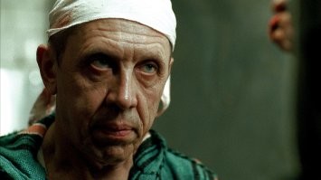 Никогда не любил Золотухина. Он всегда казался каким-то фальшивым.