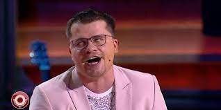 Эпатажные участницы шоу "Давай поженимся!", которым место скорее в цирке, чем на телевидении