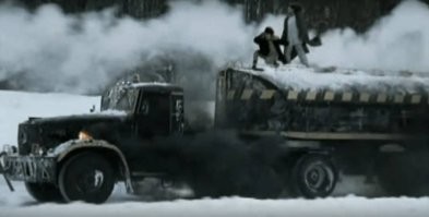 Порадовал любимую: в Новосибирске парень украл суши