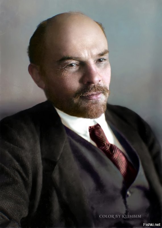В нашей стране таким сложно удивить

- Сталин, Иосиф Виссарионович (Джугуашвили)
- Ленин, Владимир Ильич (Ульянов)
- Троцкий, Лев Давидович (Бронштейн, Лейба Давидович)
- Мария Фёдоровна (София-Доротея-Августа-Луиза Вюртембергская)
- Елизавета Алексеевна (Луиза-Мария-Августа Баденская)
- Екатерина Алексеевна	(София Фредерика Ангальт-Цербстская)
- Мария Фёдоровна (Мария-София-Фредерика-Дагмара Датская)
- Александра Фёдоровна	(Алиса Виктория Елена Луиза Беатрис Гессен-Дармштадтская)