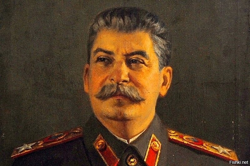 В нашей стране таким сложно удивить

- Сталин, Иосиф Виссарионович (Джугуашвили)
- Ленин, Владимир Ильич (Ульянов)
- Троцкий, Лев Давидович (Бронштейн, Лейба Давидович)
- Мария Фёдоровна (София-Доротея-Августа-Луиза Вюртембергская)
- Елизавета Алексеевна (Луиза-Мария-Августа Баденская)
- Екатерина Алексеевна	(София Фредерика Ангальт-Цербстская)
- Мария Фёдоровна (Мария-София-Фредерика-Дагмара Датская)
- Александра Фёдоровна	(Алиса Виктория Елена Луиза Беатрис Гессен-Дармштадтская)