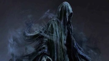 На 8-й школа дементоров :)