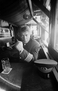 Николай Крючков на съемках фильма "Бархатный сезон". 1978 г. 
Фотограф Будрайтис Юозас Станиславас