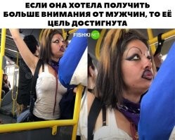 Женщины, которые хотели сделать красивые брови, но что-то пошло не так