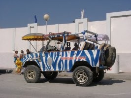 Их на юге часто так переделывают - в горы людей катать.  Джиппингом такие прогулки обзывают)))