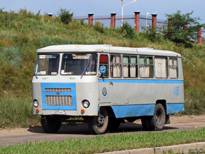 ...который на базе ГАЗа
уазовская база этот сарай не вывезет